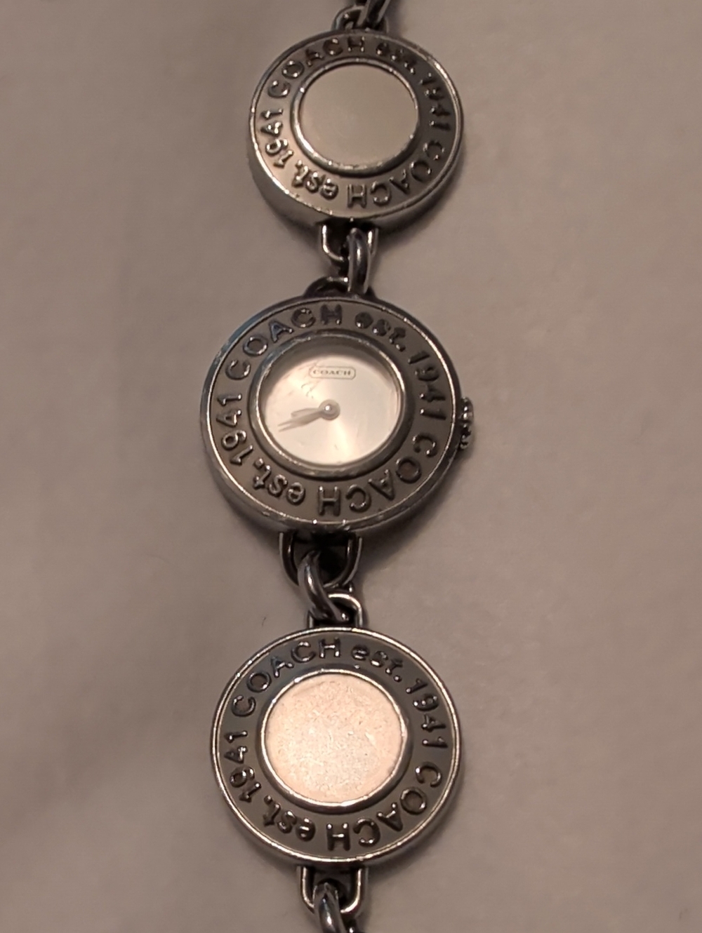COACH Legacy 1941 Circle Link Bracelet Watch Silver Tone Good Condition